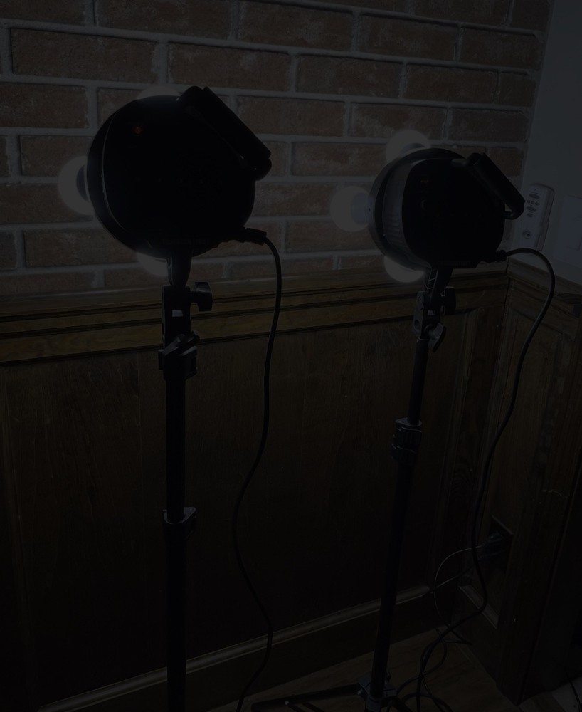 Two Lightweight Tripod Stand with 5 separate lights
