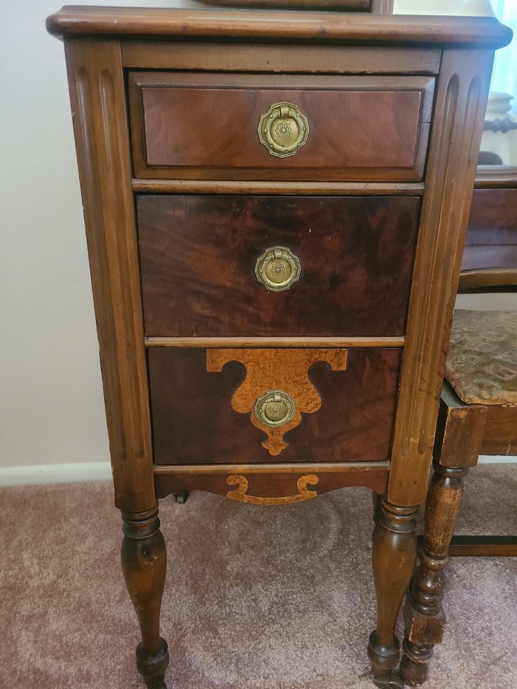 vintage mirror vanity with seat