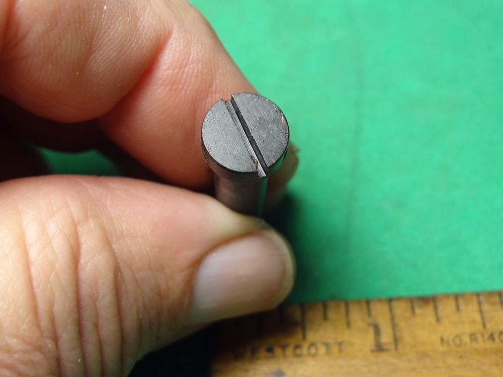 Winchester 70 Guard Bow Screw Front #8170