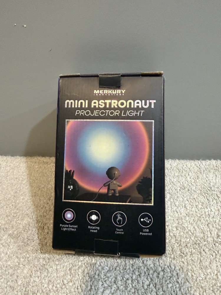 Merkury Innovations Mini Astronaut Projector Light