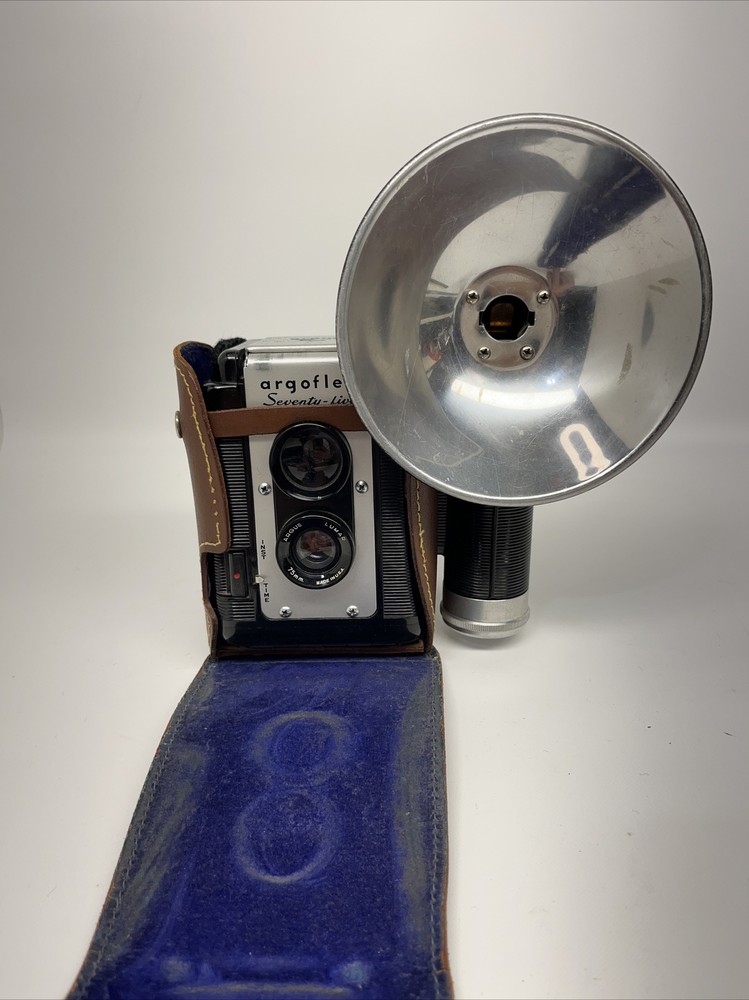 Vintage Argus Argoflex Seventy-five Camera Flash & Leather Case Untested