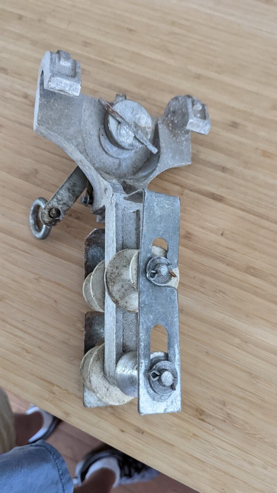 Lemco # L-381 Multiple Cable Block 4-Way Block