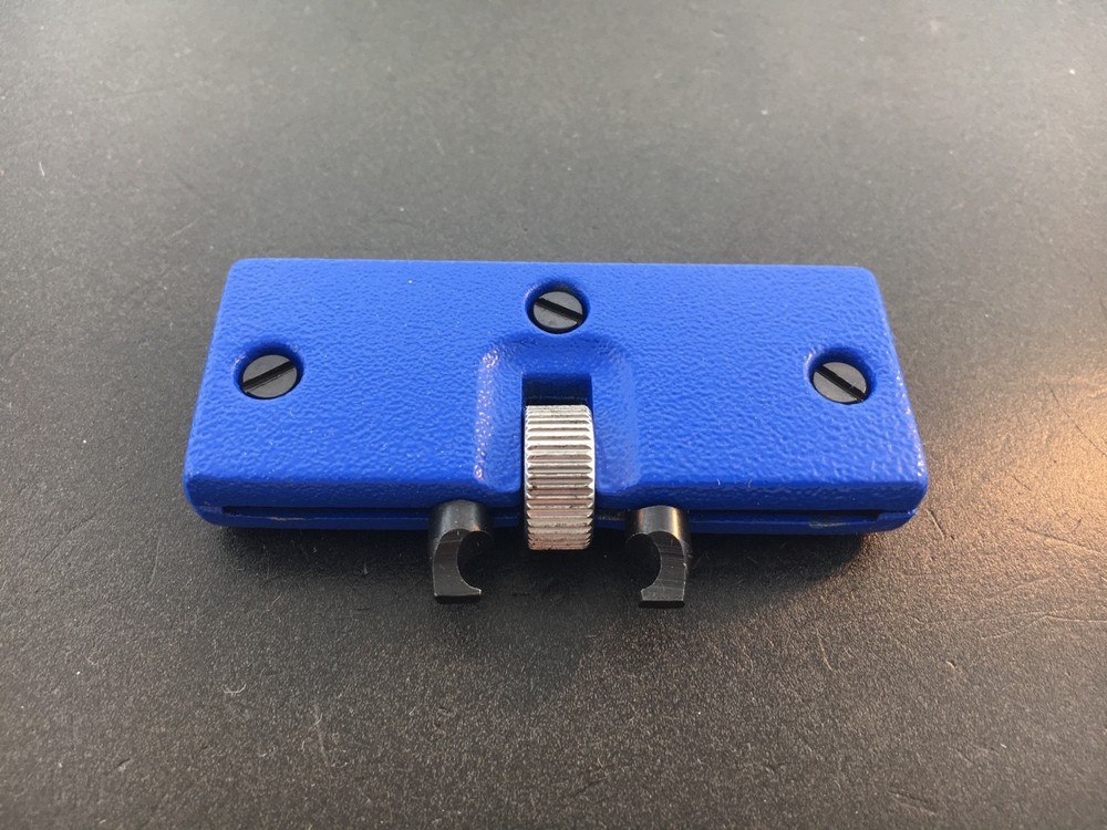 Pocket Case Opener for Watches