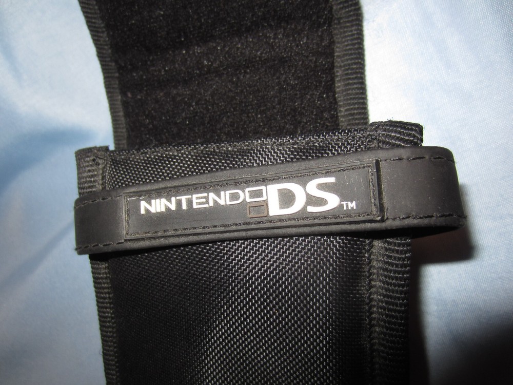 Nintendo DS Storage Case Pouch Red Black