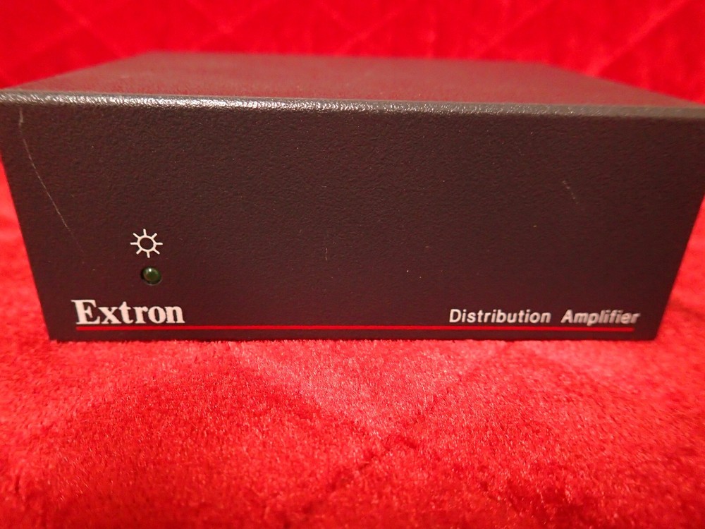 Extron Electronics - Distribution Amplifier  - Model MDA 3A