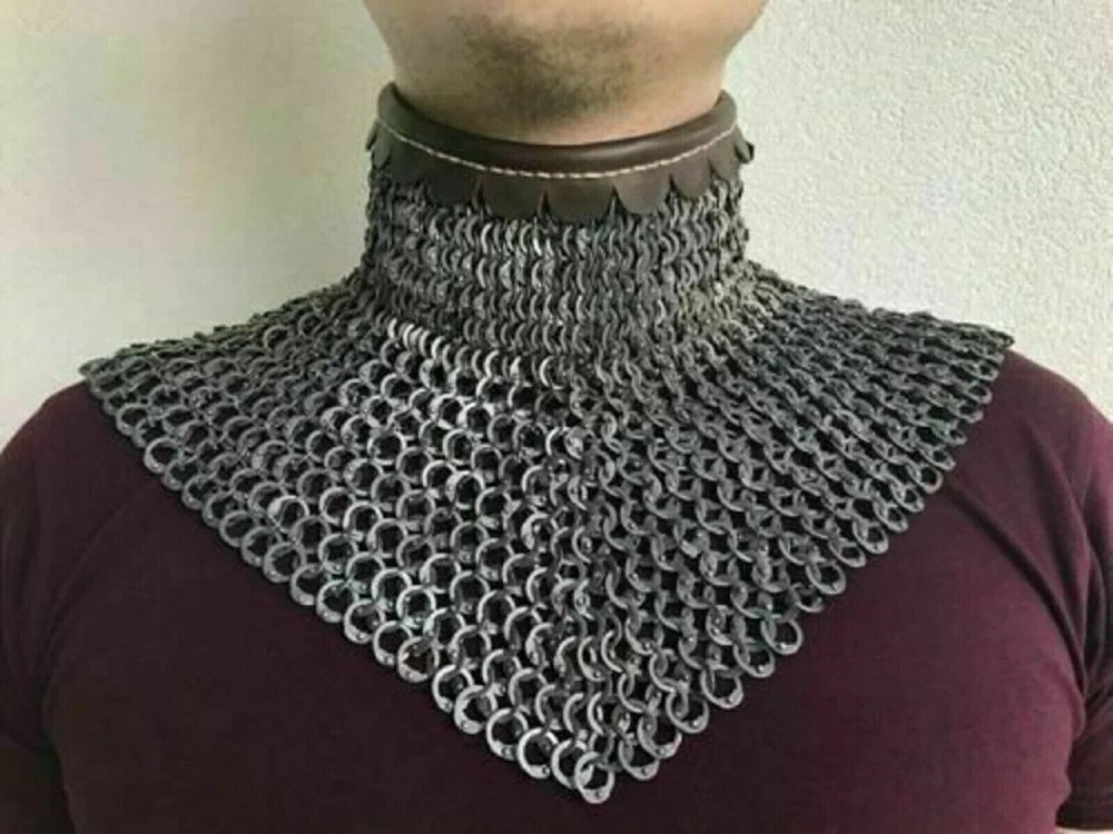 Handmade 9 MM Chainmail Aventail | Type : Flat Ring Wedge Riveted With Washer