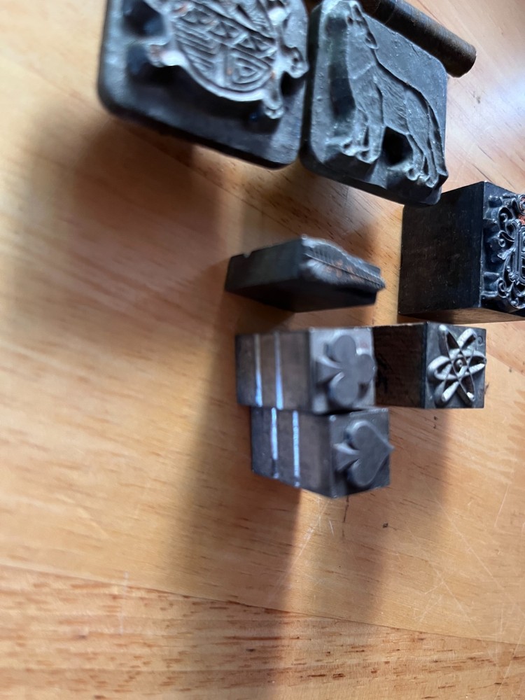 CRAFTOOL CO LEATHER STAMP LOT WOLF TURTLE ARROW MISC