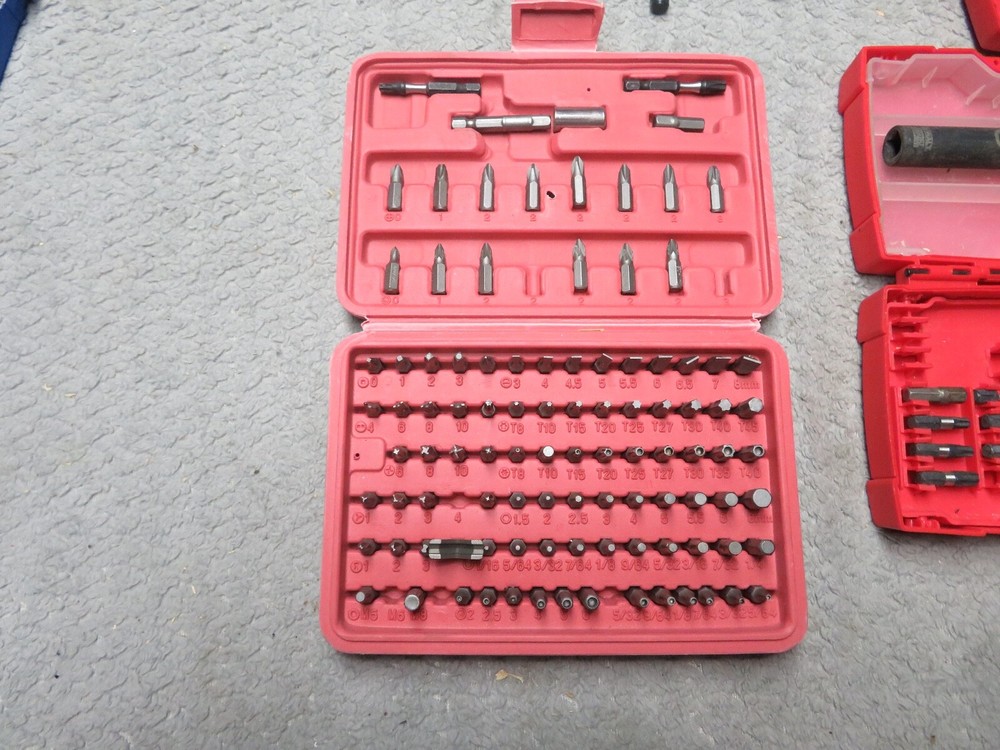 lot of Milwaukee shockwave bits / drill bits