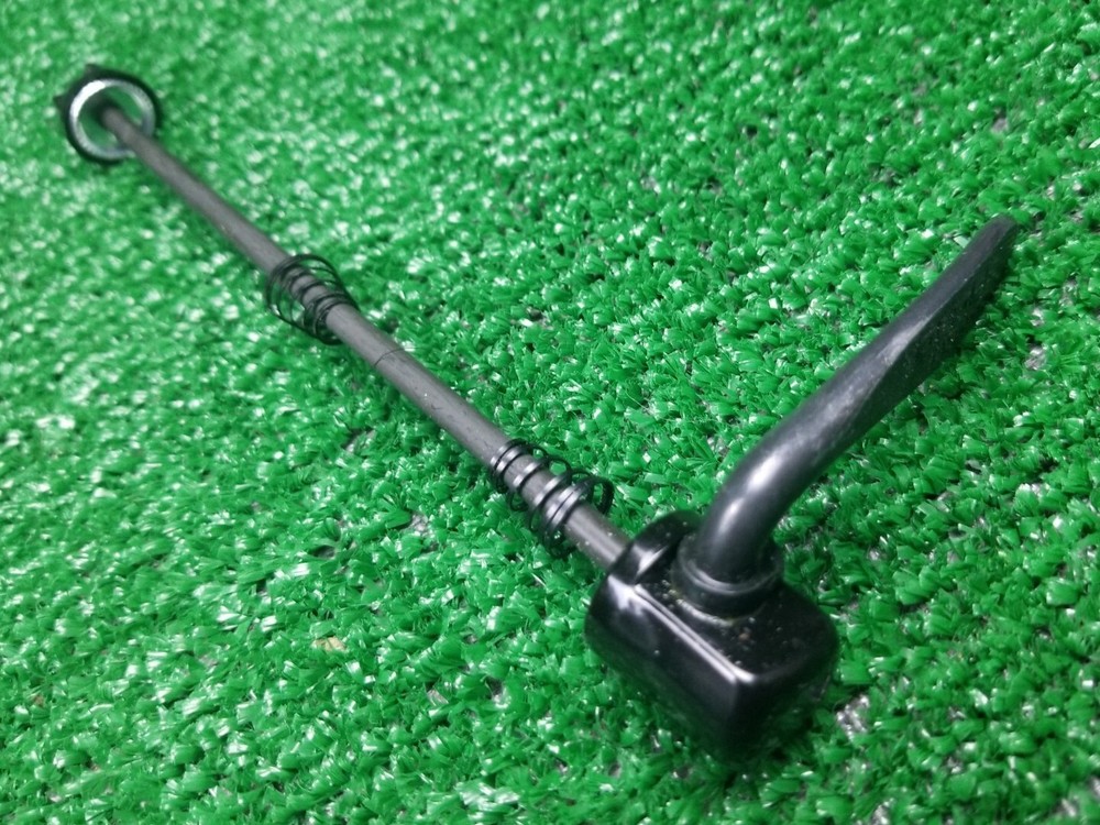 Shimano Rear Quick Release Skewer         I0