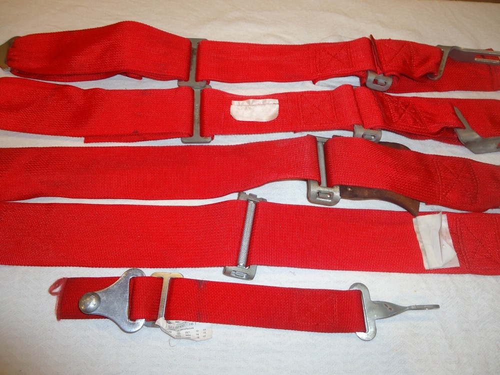 JAZ RACING SEAT BELTS RED