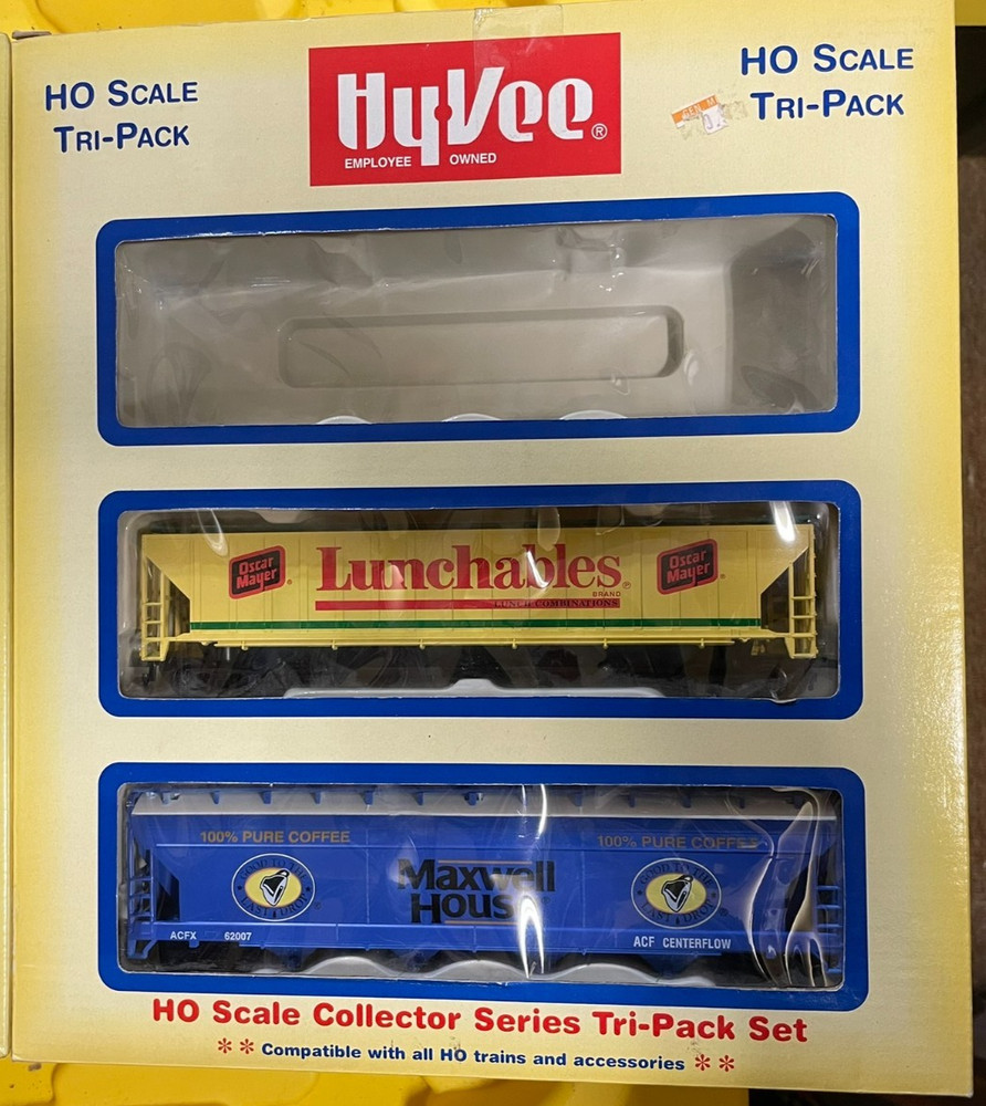 IHC HO - Hy-Vee Savings Express Train Set +Extras