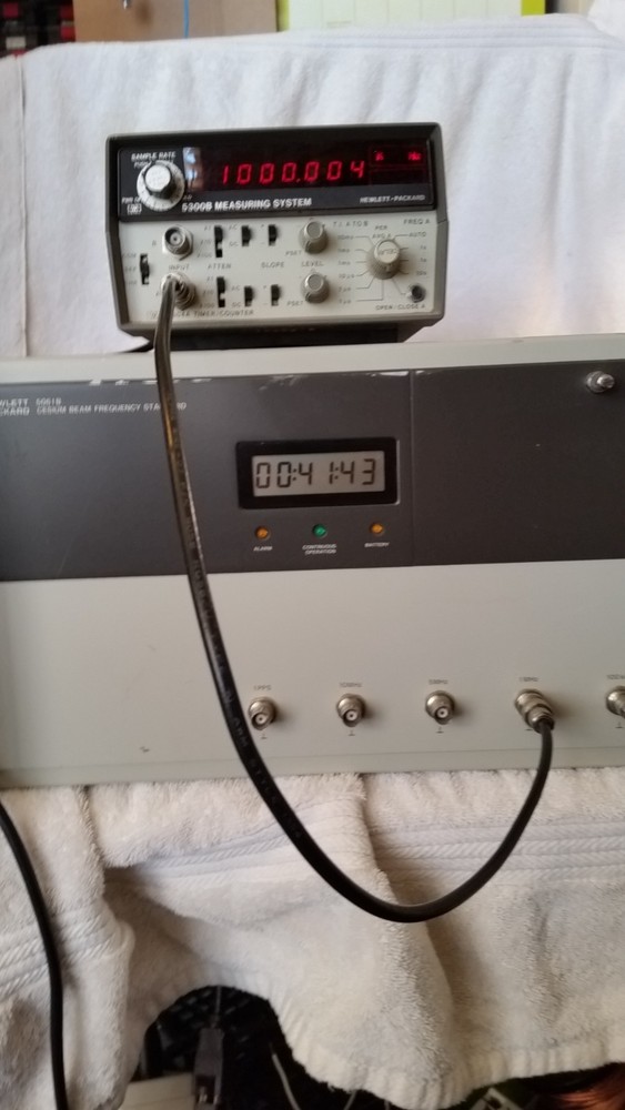 *TC* HEWLETT PACKARD HP 5061B CESIUM BEAM FREQUENCY STANDARD (TMD39)