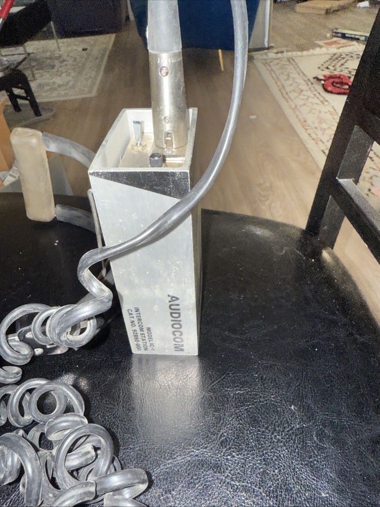 Telex IC-1/ Wired 2 Way Studio Intercom Belt Pack w Telex PH-1 Single (M3)