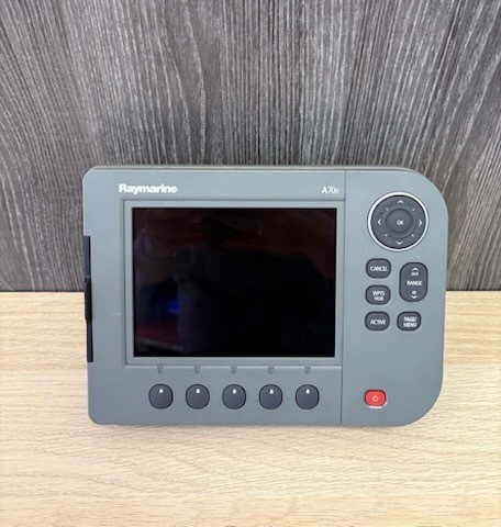 Raymarine A70D Chartplotter MFD - For Parts, not working