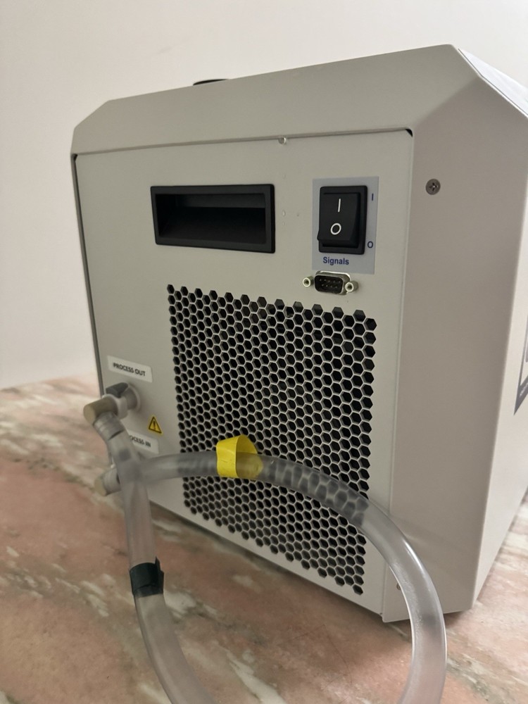 Thermo Cube Solid State Cooling System/Chiller 10-400-1C-4-RS-LT-AR-37B Tested