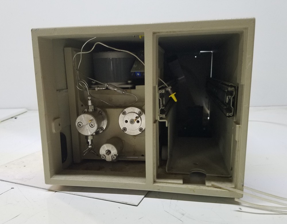 Waters 600 Multisolvent Fluid Delivery System Pump #2 ~ Incomplete