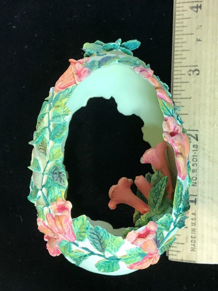 Lot of Easter Items ~ Eggs & Chicks