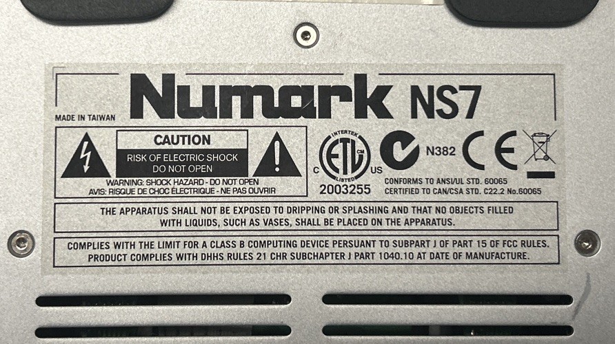 Numark NS7 DJ Turntable Controller With NSFX Control