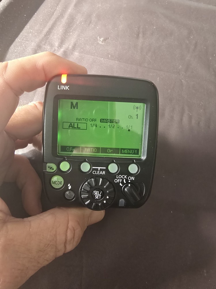 Canon ST-E3-RT Speedlite Transmitter STE3RT  Used