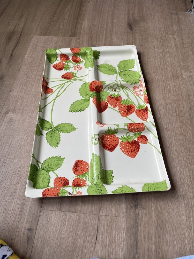 Vintage Strawberry Patterned Extra Large Divided Tray