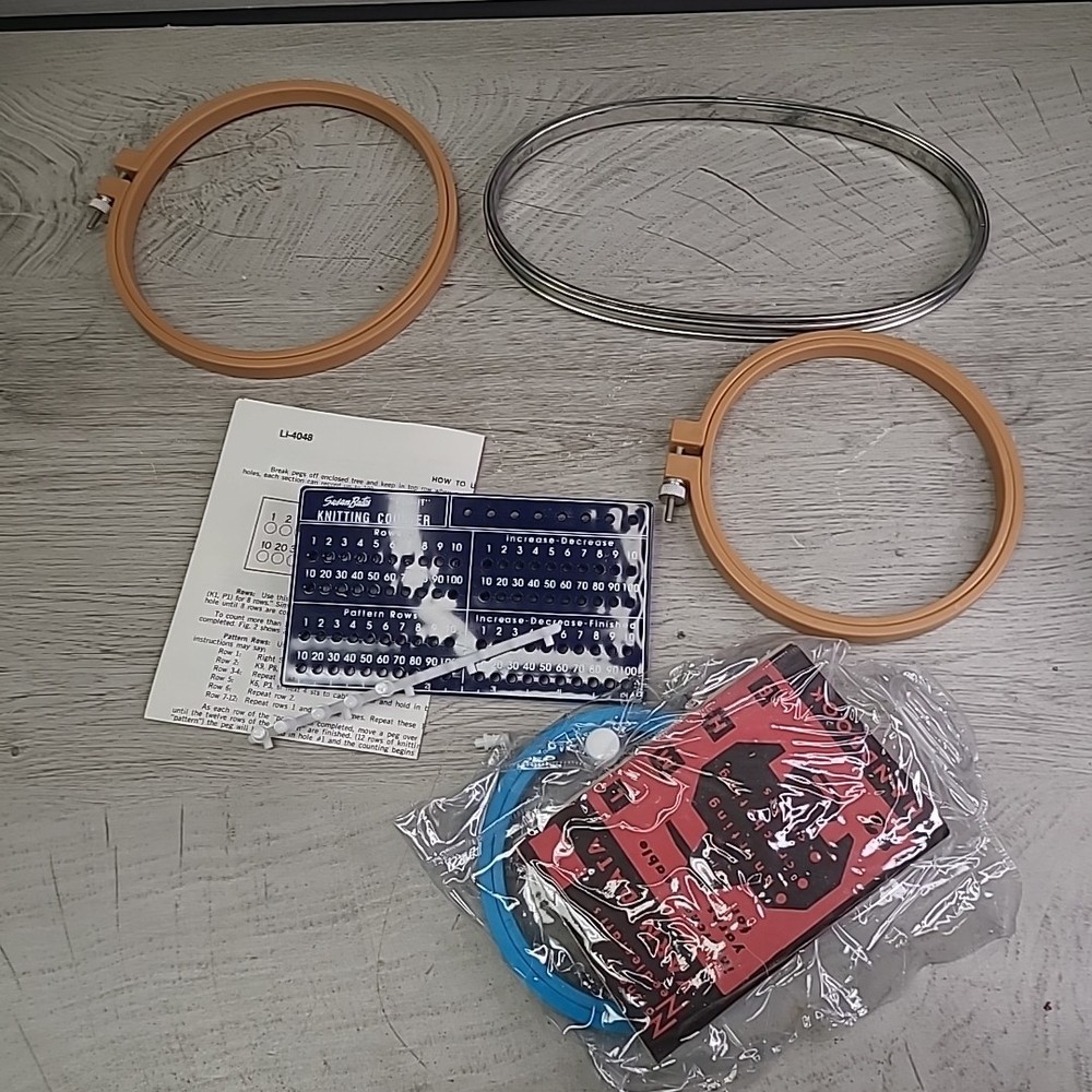 Susan Bates Peg-It Knitting Counter & Assorted Hoops Plastic Metal