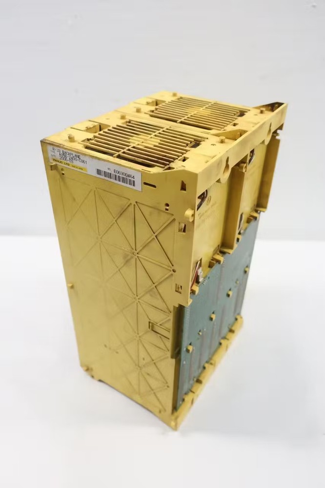 Fanuc A05B-2400-C061 R-j3 Backplane