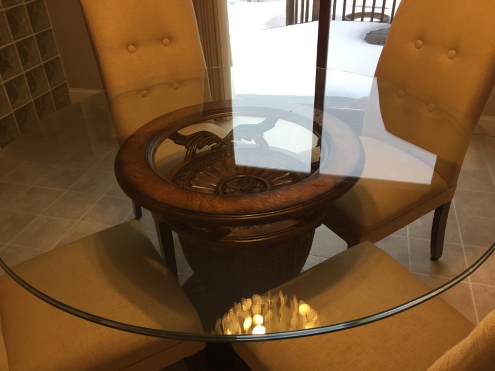 60 inch round table and chairs