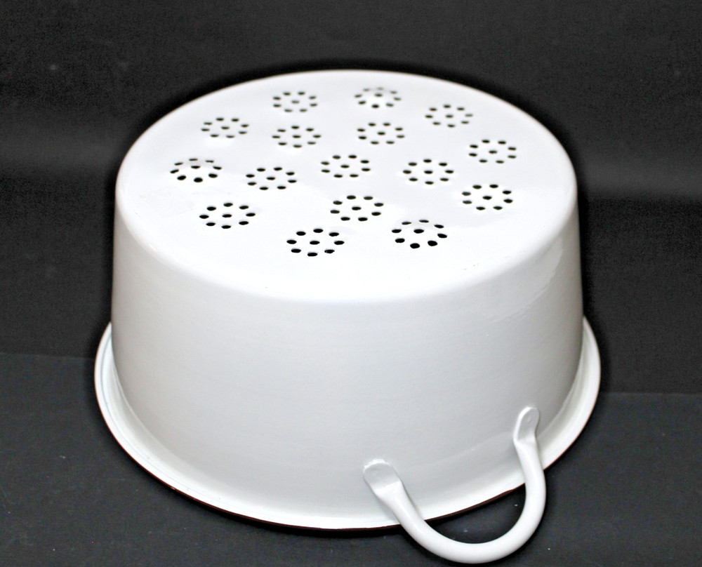 White Enamelware Colander Pan Round with Handles Magnolia Bakery