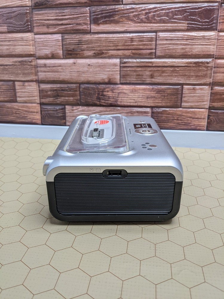 Kodak EasyShare Printer Dock & Camera Bundle Untested w/ Manual Software & Paper