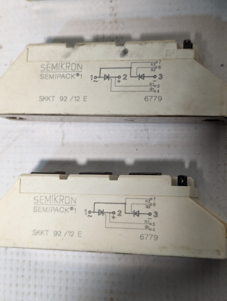 Semikron SKKT 92/12E Semipack Thyristor Module