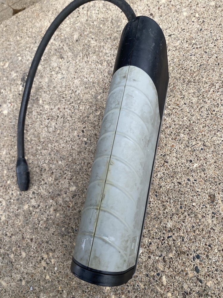 Inficon D-Tek Refrigerant Leak Detector - Untested