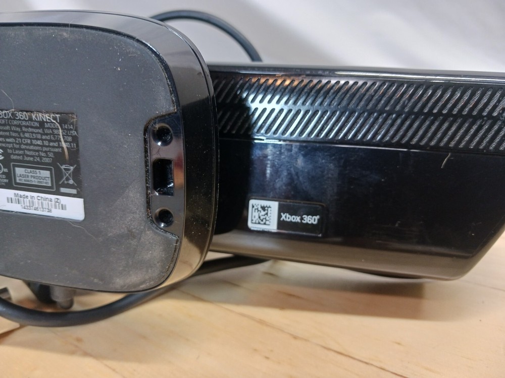 Microsoft 1414 Xbox 360 Kinect Sensor Bar Camera Only Black Used