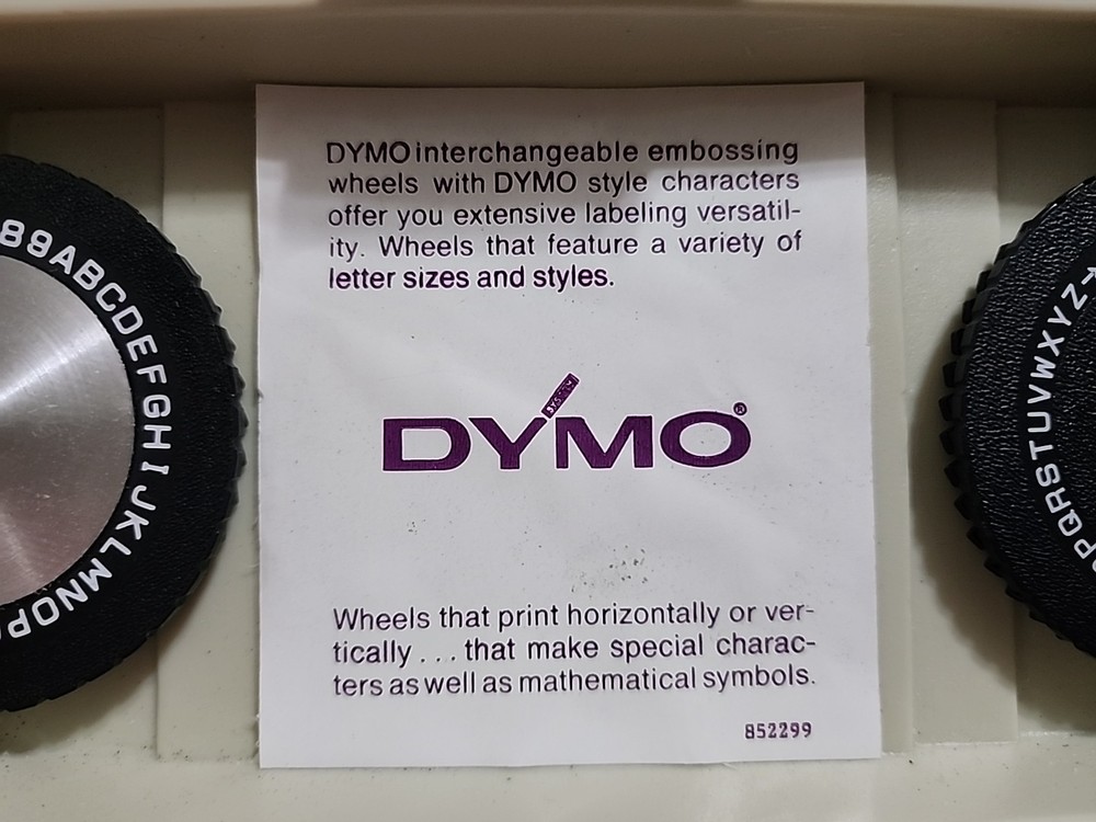 DYMO 1570 Deluxe Typewriter Label Maker Original Case 3 wheels EXCELLENT