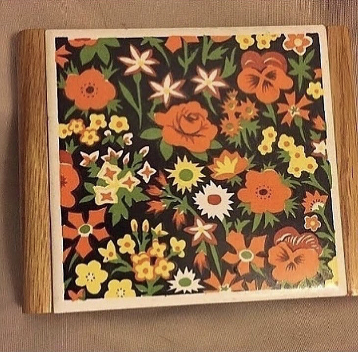 Vintage Ceramic Trivet Spoon rest - Mod fFowers