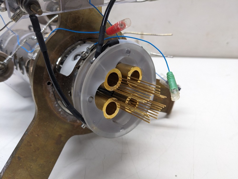 "Unknown" Mass Spectrometer Quadrupole Assembly