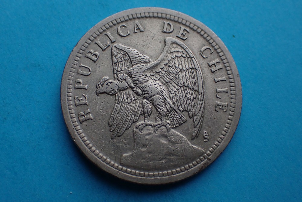 Chile, Un Peso 1933, see images.