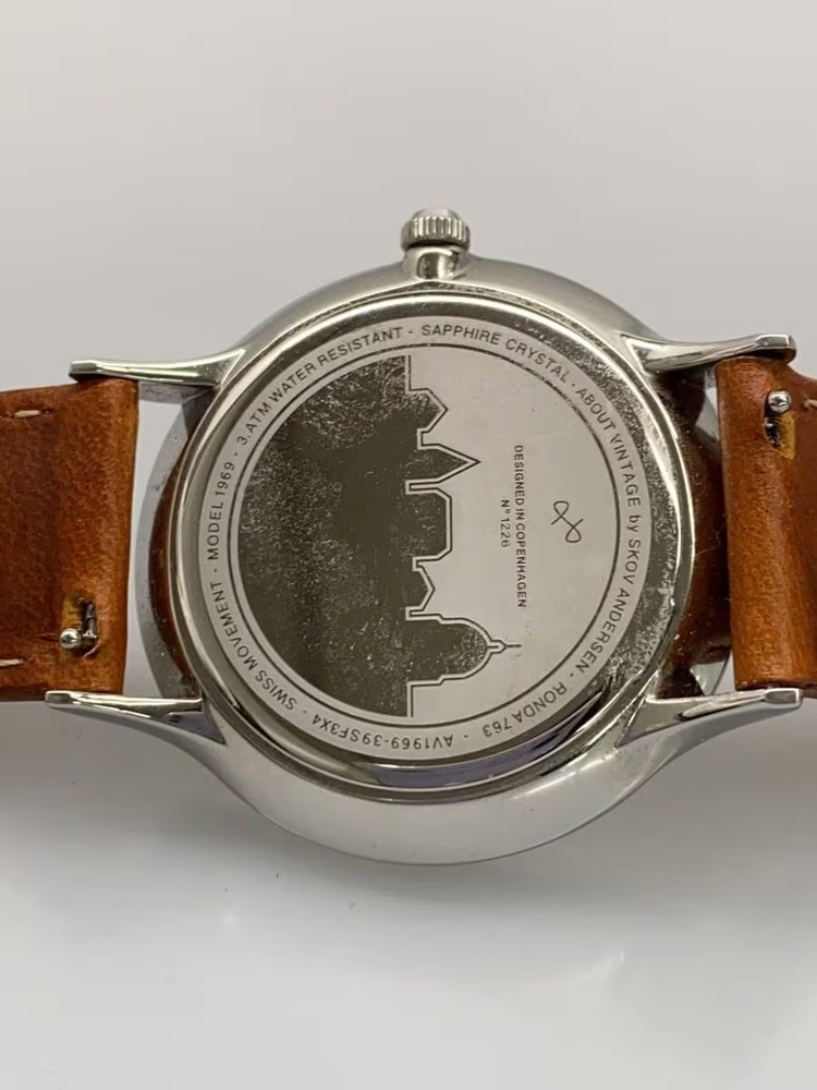Quartz Watch Analog av1969 39sf3