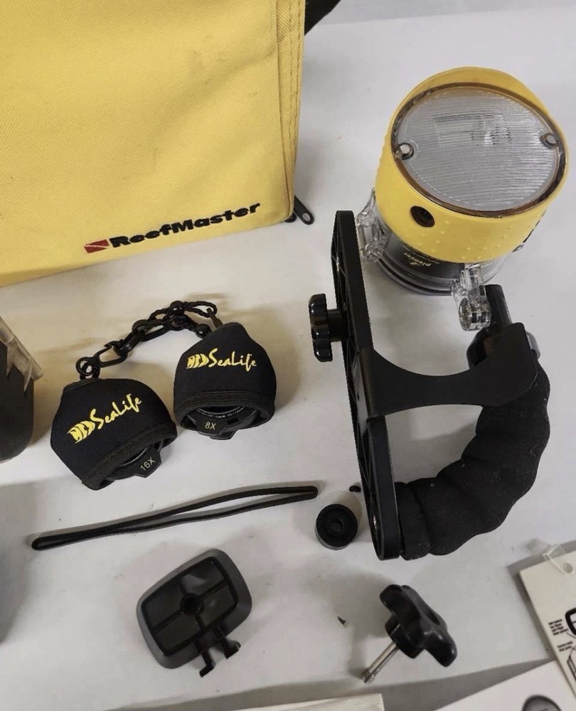 SeaLife ReefMaster Underwater Camera Kit – Housing, Flash, Handle, Case & Care