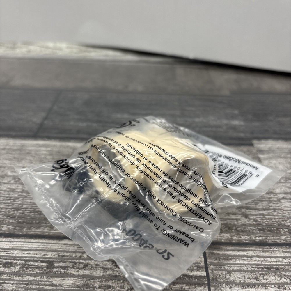 Project Source Dual Socket Adapter Medium Base #0049202 250V, 660W {O}