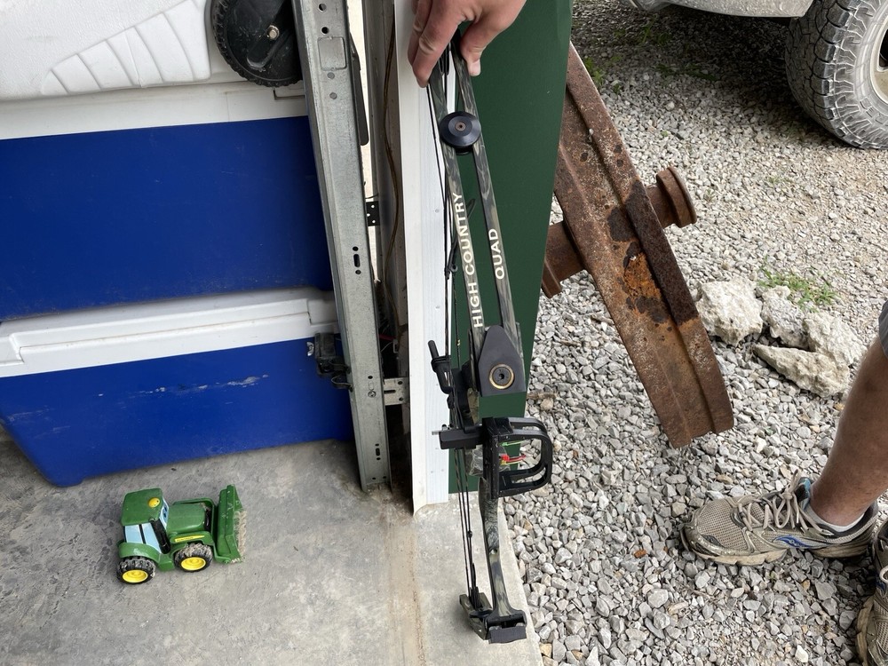 High Point Youth Bow With Case