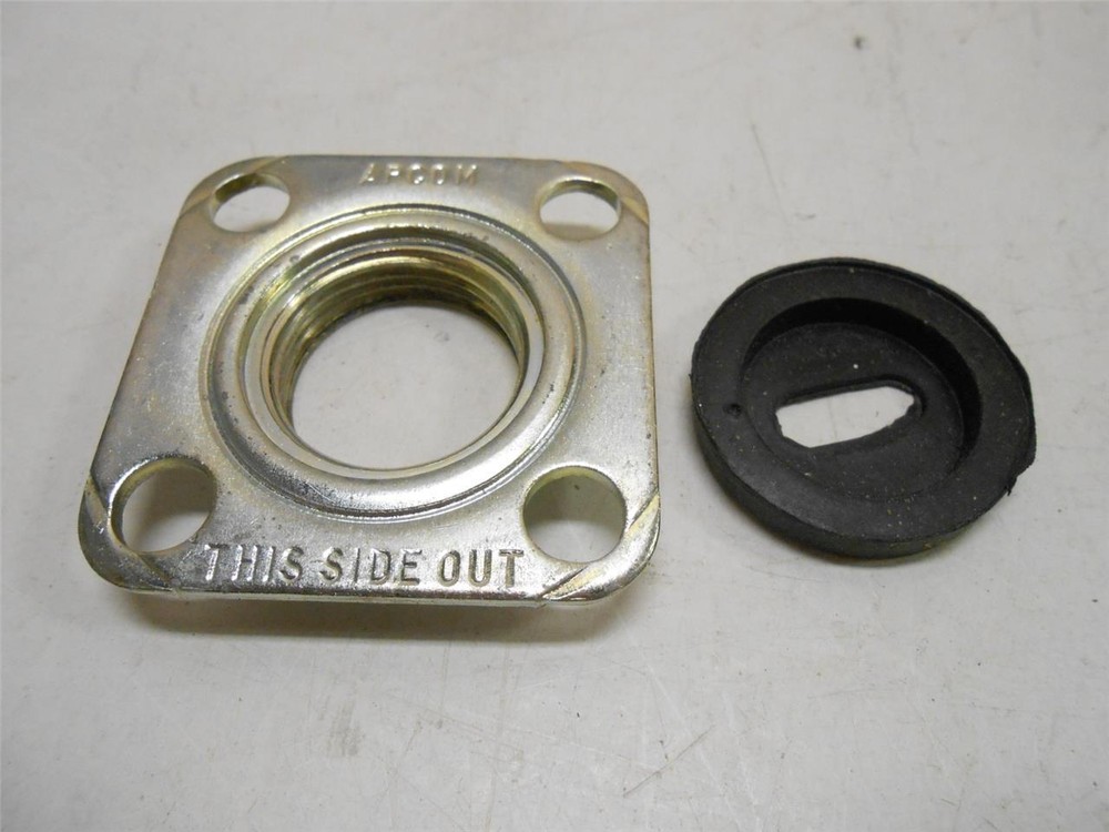 A.O. SMITH 9004704115 Square Flange Kit