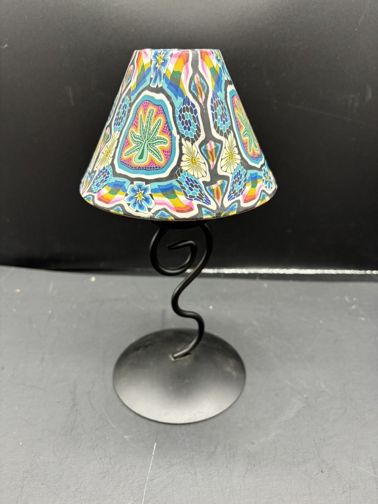 9.5” Tea Light Lamp With Psycodelic Lampshade