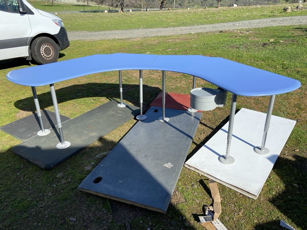 Vintage Herman Miller Resolve Workstations For Two