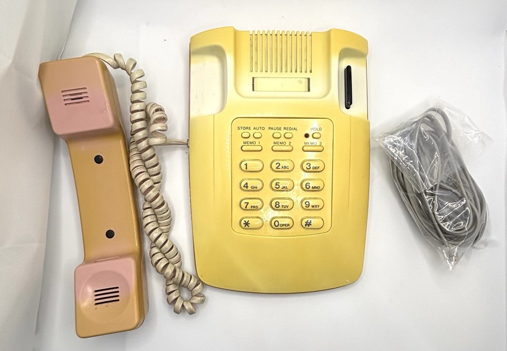 Vintage 1980’s Universal Security Instruments Angled Push Button Telephone