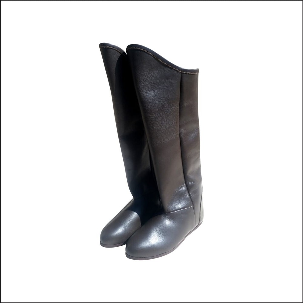 Viking Leather long boots pair Pull on leather long boot footwear pair new