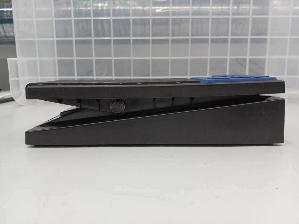 BOSS Volume Pedal FV-50L