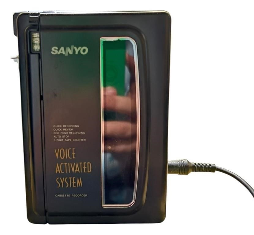 Sanyo Compact Cassette Recorder/Player - Model M1118 (C) - Open Pack
