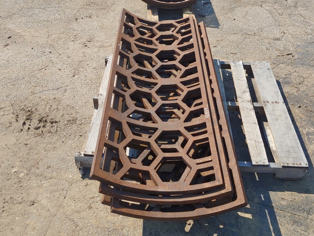 Grinder Screens 6" Hex ( 5pc - 63 " long )