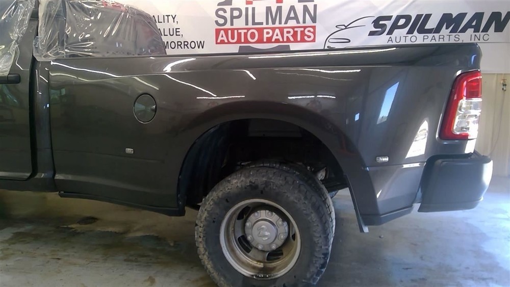 RAM3500 2022 High Mounted Stop Light 1657406