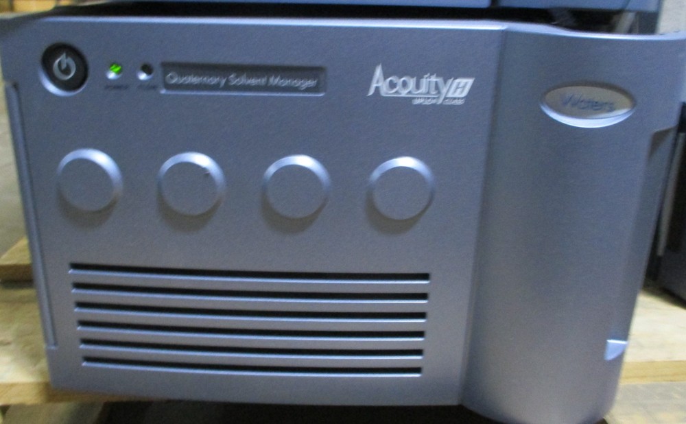 Waters UPLC System TUV Detector Sample Manager FTN Quaternary Solvent Manager